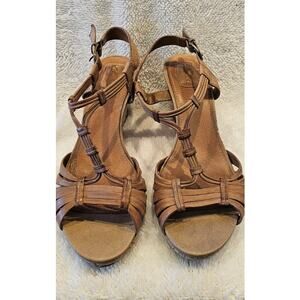 Clarks Fiddle Scroll Leather T- Strappy Cork‎ Wedge Sandals Women Size 9.5 Brown